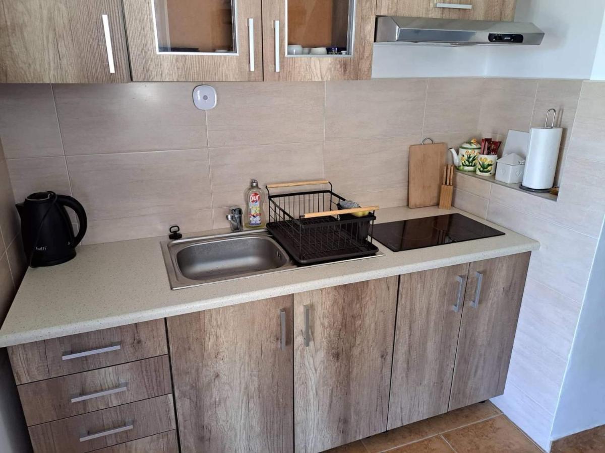 Grapeline Guesthouse Chotin Eksteriør bilde