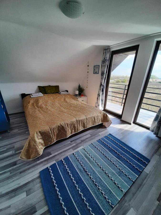 Grapeline Guesthouse Chotin Eksteriør bilde