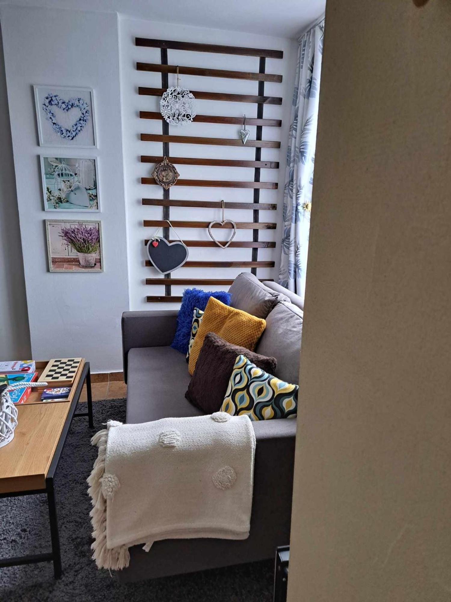 Grapeline Guesthouse Chotin Eksteriør bilde